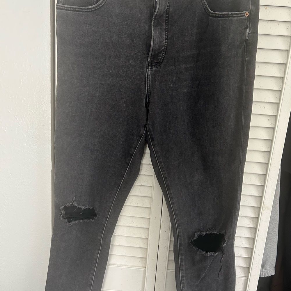Express Women’s 14 R skinny four-way stretch jeans